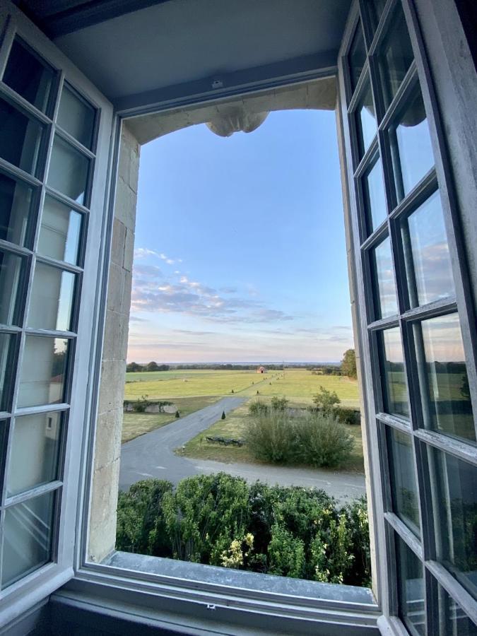 Hotel Particulier Chateau Des Marais Proximite Et Vue Sur Le Lac De Grand Lieu Saint-Philbert-de-Grand-Lieu Εξωτερικό φωτογραφία
